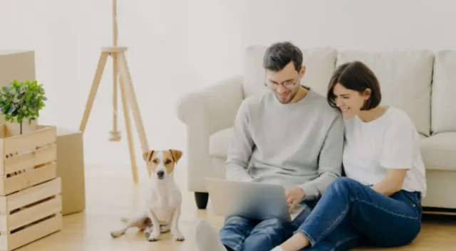 El Gobierno peruano hizo dos convocatorias del bono renta joven de S/500 beneficiando a más de 123 mil peruanos para pagar el alquiler de sus departamentos. El Gobierno peruano hizo dos convocatorias del bono renta joven de S/500 beneficiando a más de 123 mil peruanos para pagar el alquiler de sus departamentos.