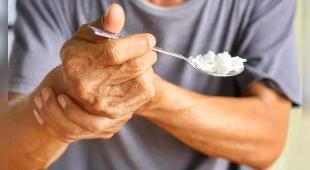 Los síntomas comienzan gradualmente.