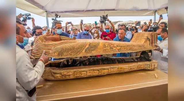 59 sarcófagos de hace 2 600 años con sus momias intactas. 59 sarcófagos de hace 2 600 años con sus momias intactas.