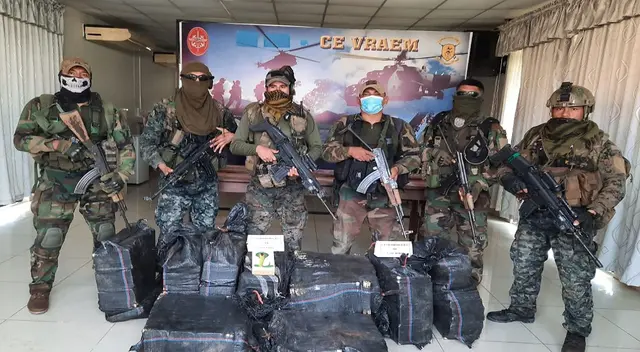 Agentes de la Policía Nacional del Perú y  Fuerzas Armadas realizaron incautaron 10 sacos de alcaloide de cocaína en la provincia de La Convención (Cusco)