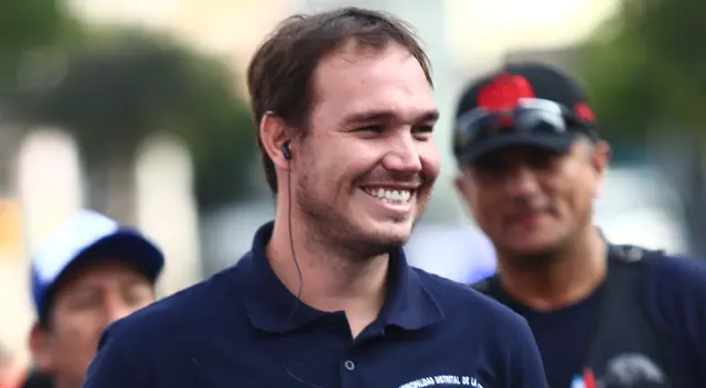 George Forsyth le confesó a Magaly Medina que ella es parte importante de su vida, y que ya está acostumbrado a las cámaras de su programa.