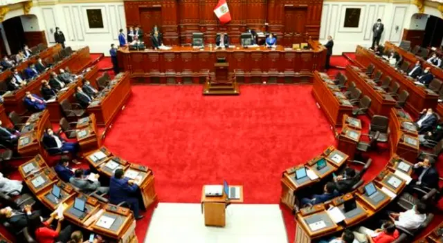 Congresistas se reunirán para analizar el feriado correspondiente al 8 de octubre. Congresistas se reunirán para analizar el feriado correspondiente al 8 de octubre.