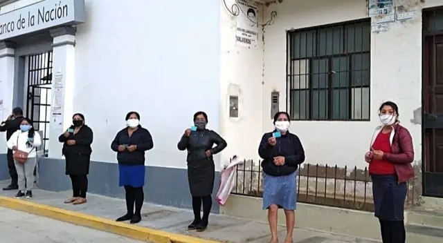 Mira con tu DNI la lista de nuevos beneficiarios que cobrarán S/760 como parte del bono Universal que es entregado a pobladores de zonas urbanas y rurales de todo el Perú. Mira con tu DNI la lista de nuevos beneficiarios que cobrarán S/760 como parte del bono Universal que es entregado a pobladores de zonas urbanas y rurales de todo el Perú.