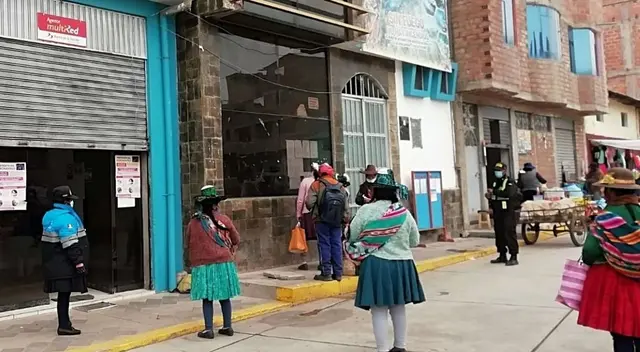 ¿Sabes cuál es el link para conocer si eres beneficiario del bono Universal? Aquí te mostramos la plataforma oficial para que revises con DNI la lista de peruanos que les toca cobrar S/760. ¿Sabes cuál es el link para conocer si eres beneficiario del bono Universal? Aquí te mostramos la plataforma oficial para que revises con DNI la lista de peruanos que les toca cobrar S/760.