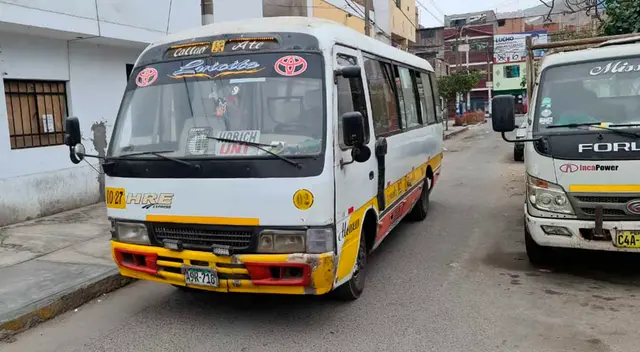 Policía detiene asalto dentro de transporte público en SMP.