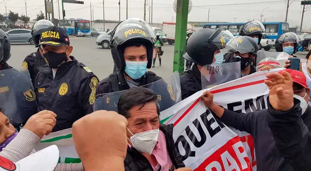 Vecinos rechazan traslado de ambulantes a Santa Anita.