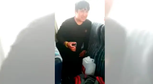 Festejan dentro de bus en que se dirigía a Cañete.