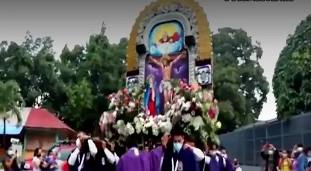 El anda del Señor de los Milagros llegó hasta el Hospital Regional de Tarapoto pese a restricciones por COVID-19 El anda del Señor de los Milagros llegó hasta el Hospital Regional de Tarapoto pese a restricciones por COVID-19