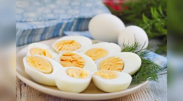 El huevo es un alimento con una elevada densidad nutricional. El huevo es un alimento con una elevada densidad nutricional.