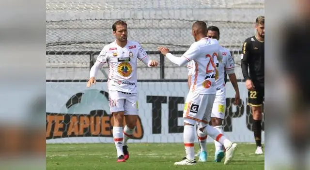 Mauricio Montes logra el empate para Ayacucho ante UTC.