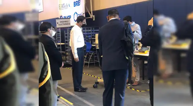 El presidente Martín Vizcarra y la titular del Minsa estuvieron presentes en la entrega de los ventiladores mecánicos.