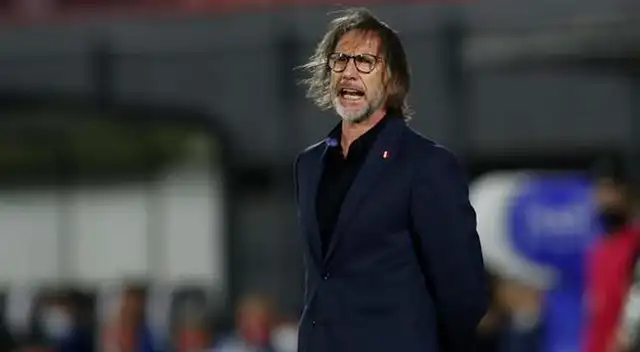 Ricardo Gareca alista partido contra Brasil.