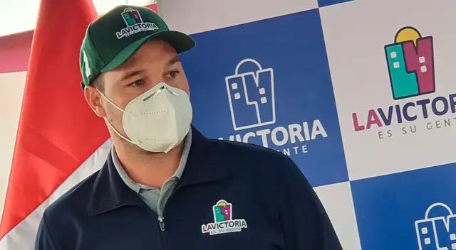 George Forsyth tiene hasta este lunes 12 de octubre para formalizar su dimisión y entregar el concejo municipal. George Forsyth tiene hasta este lunes 12 de octubre para formalizar su dimisión y entregar el concejo municipal.