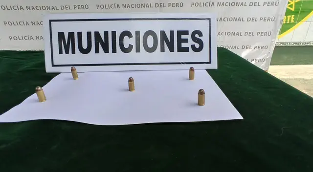 Dentro del arma que portaba el delincuente se encontraron 5 balas. Dentro del arma que portaba el delincuente se encontraron 5 balas.