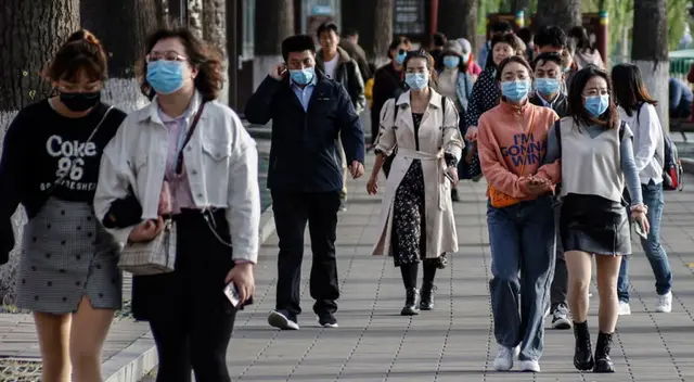 Ciudad china someterá a ciudadanos a testeos por brote de COVID-19