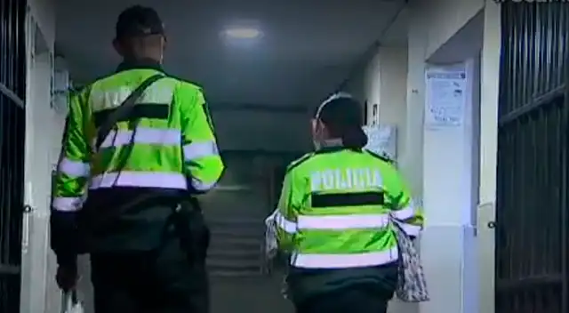 Niña es hallada en medio de la vía pública. Niña es hallada en medio de la vía pública.