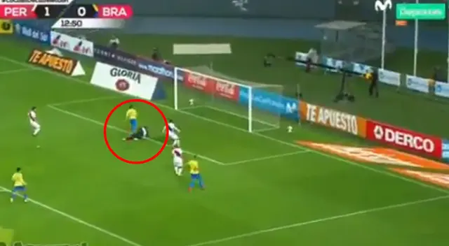 ¡Vamos, Perú! Pedro Gallese aguantó la pelota de Roberto Firminom, y así evitó que abran el marcador.