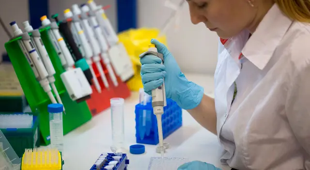 Vladimir Putin registra la segunda candidata a vacuna contra el COVID-19 Vladimir Putin registra la segunda candidata a vacuna contra el COVID-19