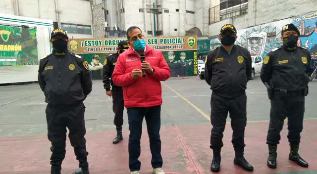 Ministro del Interior se pronuncia sobre corrupción en la institución policial.