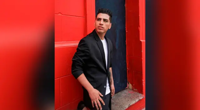 John Kelvin aseguró que su representante se expresó de una manera errónea, y acusó a Magaly Medina de “sembrarlo”. John Kelvin aseguró que su representante se expresó de una manera errónea, y acusó a Magaly Medina de “sembrarlo”.