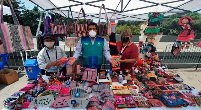 Varios de estos emprendedores artesanales tuvieron que reinventarse, no solo por el estado de emergencia que atraviesa el país, sino porque sufrieron algún tipo de accidente.