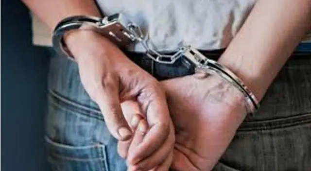 Una madre es acusada por abuso sexual a su menor hijo de edad y el Ministerio Público ya dictó prisión preventiva en contra de la mujer.