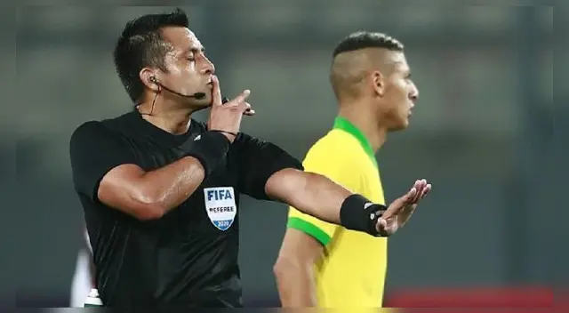 LLegó el momento para la selección peruana. La Federación Peruana de Fútbol tuvo una reunión extraordinaria de directivos con Ricardo Gareca tras el polémico comportamiento de Julio Bascuñán en el Perú vs. Brasil.