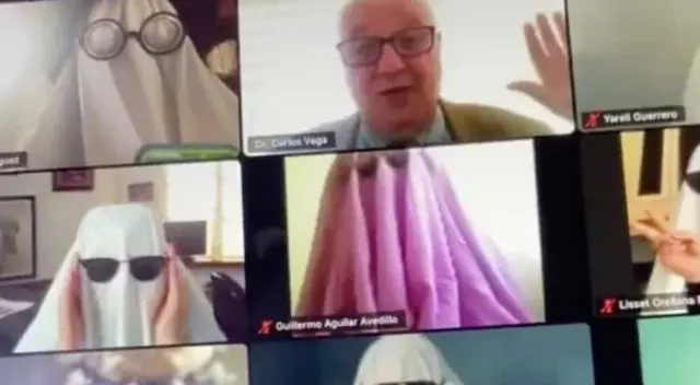 Los alumnos sorprendieron a su profesor. Los alumnos sorprendieron a su profesor.