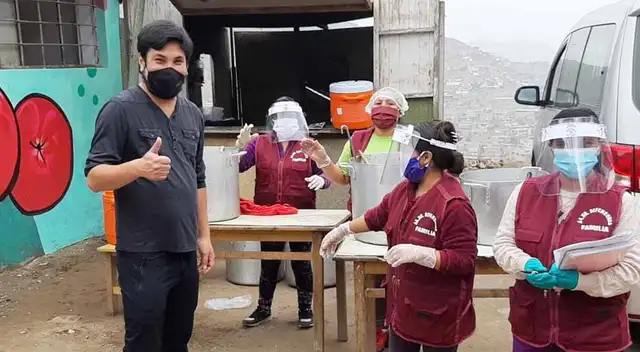 Aldo Miyashiro regresó en vivo con ‘La banda del chino’ con ayuda solidaria Aldo Miyashiro regresó en vivo con ‘La banda del chino’ con ayuda solidaria