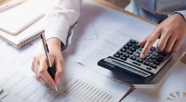 Busca pagar las deudas que te generan mayor carga de estrés. Busca pagar las deudas que te generan mayor carga de estrés.