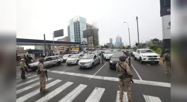 Martín Vizcarra subrayó que el toque de queda se mantiene en todo el país.