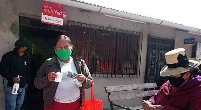 Si eres beneficiario del bono Universal pero no tienes cuenta en el Banco de la Nación, aquí te presentamos otras opciones para que retires los 760 soles. Recuerda tener a la mano tu DNI. Si eres beneficiario del bono Universal pero no tienes cuenta en el Banco de la Nación, aquí te presentamos otras opciones para que retires los 760 soles. Recuerda tener a la mano tu DNI.