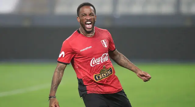 Jefferson Farfán es un elemento importante en el equipo de Ricardo Gareca | Foto: EFE