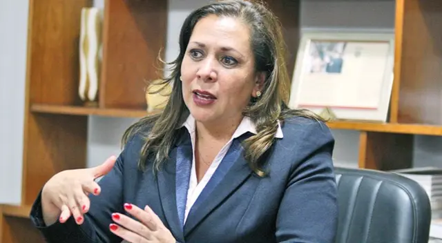 La decana del Colegio de Abogados, María Elena Portocarrero, mostró su rechazo frente a las declaraciones del abogado Paul Muñoz.