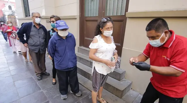 NO VAYAS AL BANCO, si no tienes cuenta en el Banco de la Nación y debes cobrar tu bono Universal, puedes hacerlo desde tu casa mediante otros canales. Te mostramos aquí cómo hacer el retiro rápido y seguro.