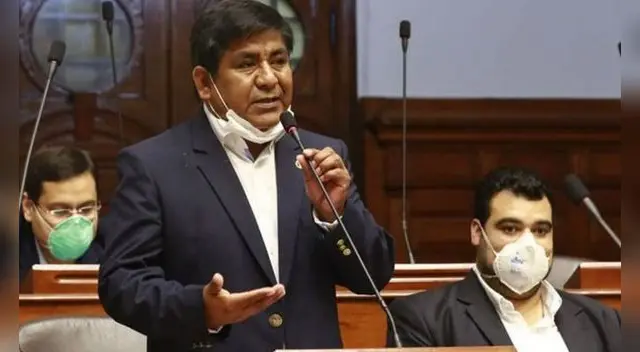 Luis Dioses manifestó que la bancada de Somos Perú no respaldará otra moción de vacancia.