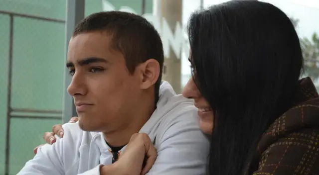 La madre de Austin Palao, María Rosa Castro, compartió algunas fotos junto a su hijo, acompañadas de una cita bíblica para festejar su onomástico. La madre de Austin Palao, María Rosa Castro, compartió algunas fotos junto a su hijo, acompañadas de una cita bíblica para festejar su onomástico.