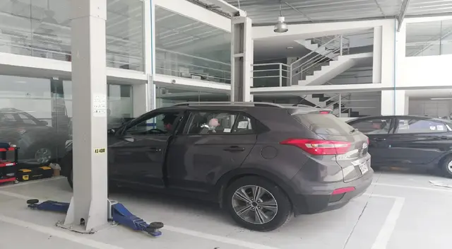 La camioneta fue robada en la cuadra 4 de la Av. Marginales, en Ate. La camioneta fue robada en la cuadra 4 de la Av. Marginales, en Ate.