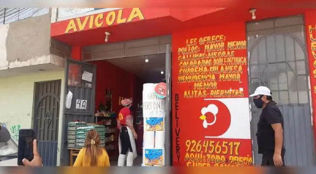 Multan avícola tras encontrar pollos tirados en el piso