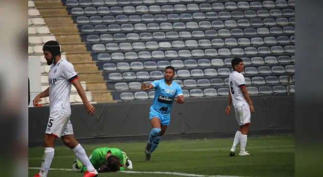 Ojeda fue el autor de uno de los goles en la victoria del Binacional 2-0 con la San Martín.