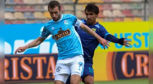 Una vez Horacio Calcaterra fue expulsado en la victoria del Cristal 1-0 ante Carlos Stein.