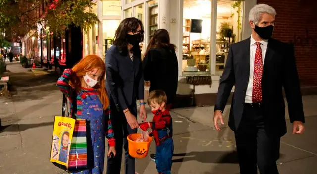 El gobierno de Estados Unidos exhortó a sus ciudadanos celebrar Halloween realizando actividades en casa.