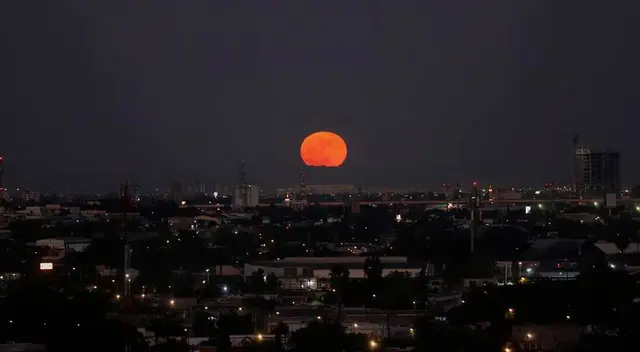 Las impresionantes fotografías de la Luna Azul Las impresionantes fotografías de la Luna Azul