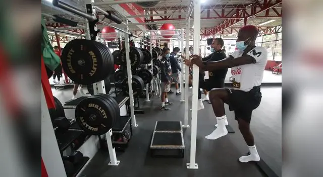 Selección Peruana inició entrenamientos en Videna [FOTOS]