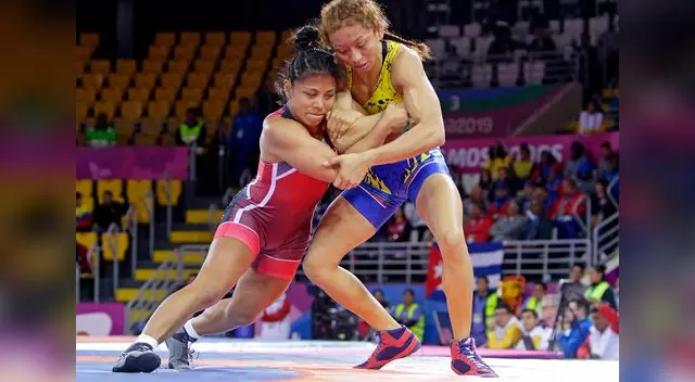 Selección Peruana de lucha se alista para mundial en Serbia