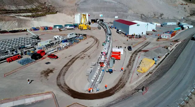 Anteriormente el gobernador regional de Arequipa, Elmer Cáceres, aseguró que el jefe de Estado le ha prometido que firmará norma aprobada por el parlamento para otorgar garantía por US$ 104 millones. Anteriormente el gobernador regional de Arequipa, Elmer Cáceres, aseguró que el jefe de Estado le ha prometido que firmará norma aprobada por el parlamento para otorgar garantía por US$ 104 millones.