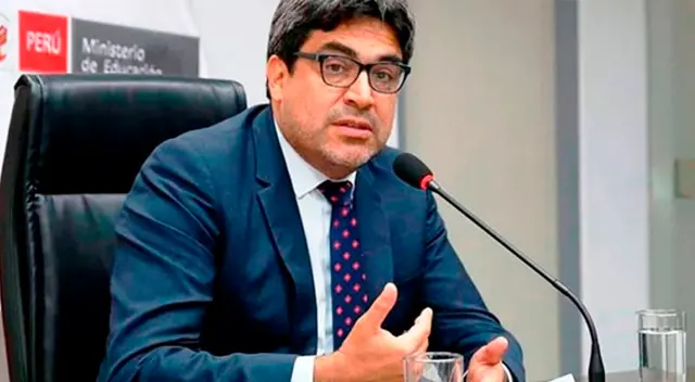 Martín Benavides asegura que el retorno a las aulas no será obligatorio y en las zonas rurales las clases semipresenciales empezarán el 9 de noviembre.