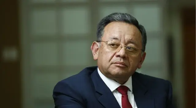 Edgar Alarcón reafirmó que apoyará moción de vacancia presidencial contra Martín Vizcarra. Edgar Alarcón reafirmó que apoyará moción de vacancia presidencial contra Martín Vizcarra.