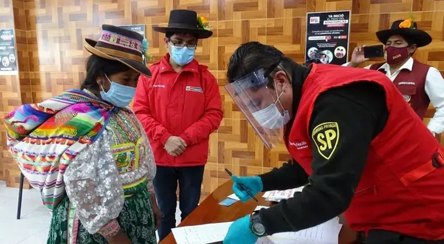 Ingresa al nuevo link del BFU para conocer la lista de beneficiarios que les toca cobrar 760 soles hoy, como parte del bono Yo me quedo en casa y bono Universal. Aquí te mostramos la plataforma oficial. Ingresa al nuevo link del BFU para conocer la lista de beneficiarios que les toca cobrar 760 soles hoy, como parte del bono Yo me quedo en casa y bono Universal. Aquí te mostramos la plataforma oficial.