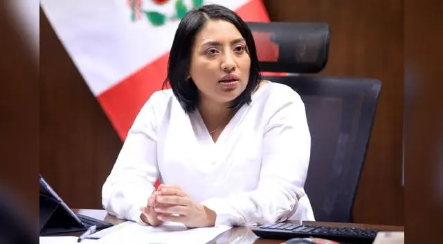 Ana Neyra lamentó que Congreso no haya aceptado adelantar los descargos del presidente Martín Vizcarra en el pleno. Ana Neyra lamentó que Congreso no haya aceptado adelantar los descargos del presidente Martín Vizcarra en el pleno.